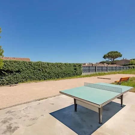à Piscine Et Tennis Sainte-Maxime